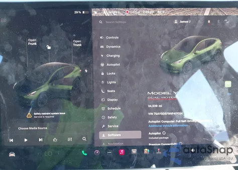 2022 Tesla Model Y Performance Dual Motor All-Wheel Drive z USA, uszkodzony, nr VIN 7SAYGDEF9NF411024